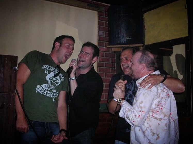 Out in 2006 for some karaoke with Jason Bridges... I enjoy karaoke, can you tell?